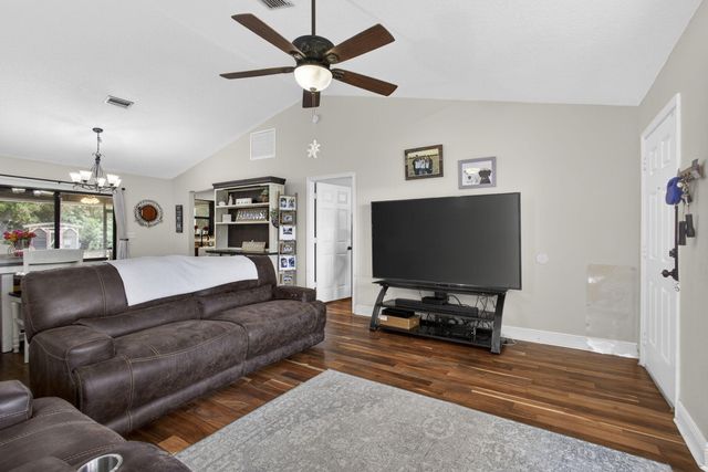 17815 92nd Lane N, The Acreage, FL 33470