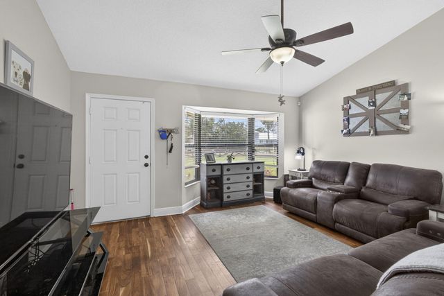 17815 92nd Lane N, The Acreage, FL 33470