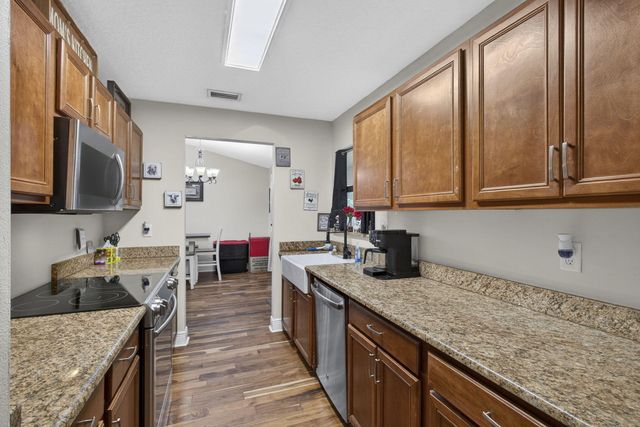 17815 92nd Lane N, The Acreage, FL 33470