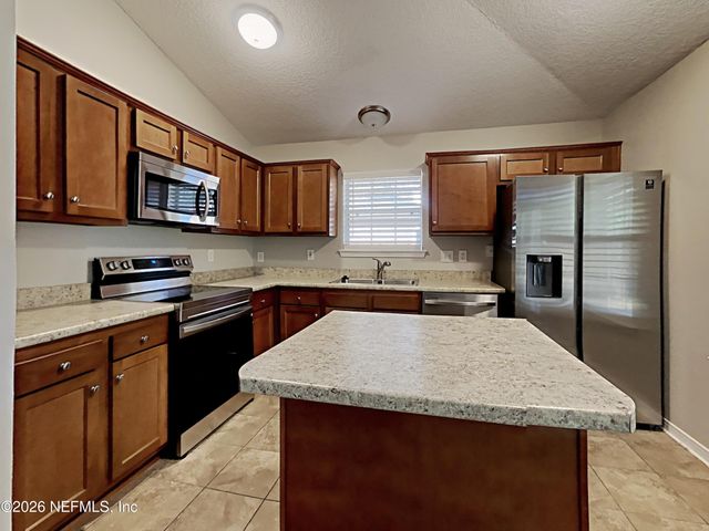 6413 SARAHS VIEW Court, Jacksonville, FL 32244