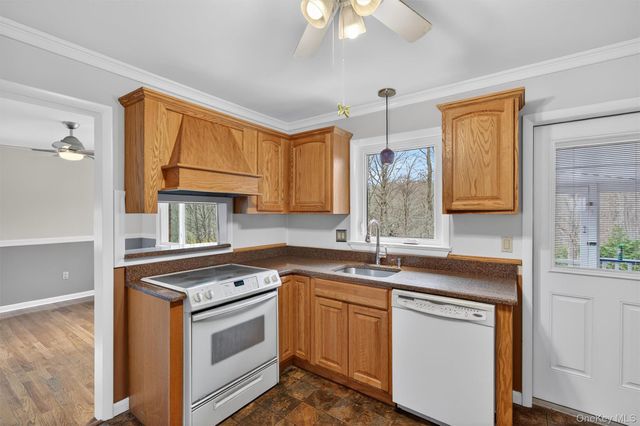 15 Hy Vue Drive, Newburgh, NY 12550