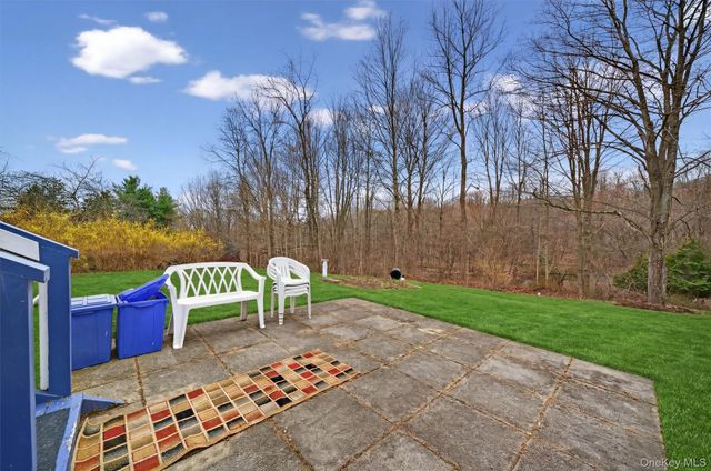 15 Hy Vue Drive, Newburgh, NY 12550
