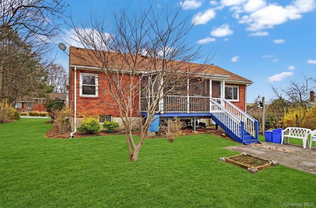 15 Hy Vue Drive, Newburgh, NY 12550
