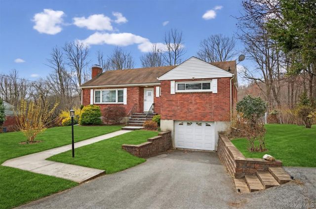 15 Hy Vue Drive, Newburgh, NY 12550