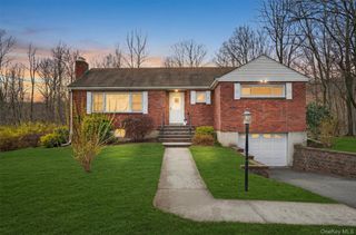15 Hy Vue Drive, Newburgh, NY 12550