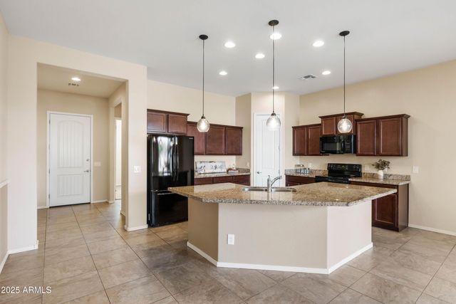 789 N SOTO Street, Dewey, AZ 86327