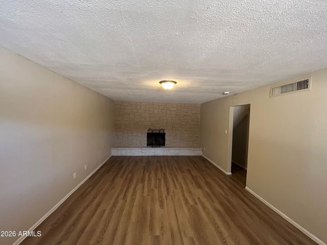 4335 E NANCY Lane, Phoenix, AZ 85042