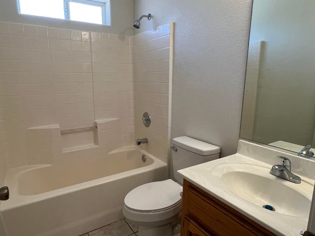 2084 E Black St, San Luis, AZ 85336
