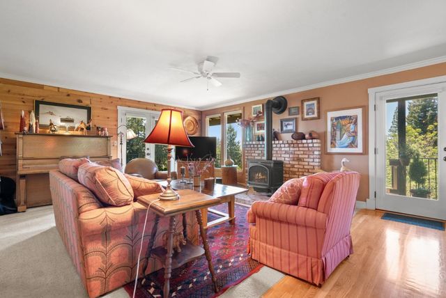 200 McAmant Drive, Santa Cruz, CA 95060