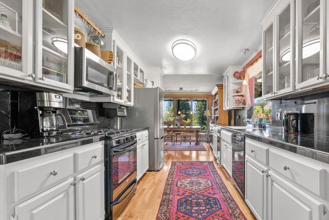 200 McAmant Drive, Santa Cruz, CA 95060
