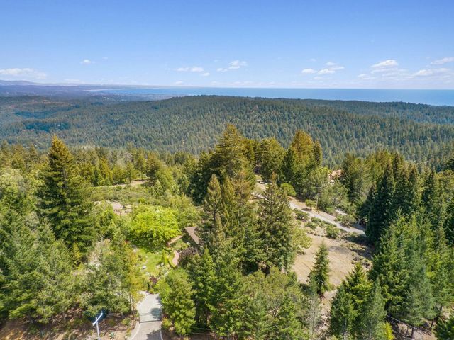 200 McAmant Drive, Santa Cruz, CA 95060