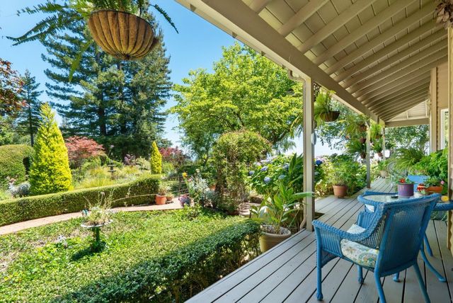 200 McAmant Drive, Santa Cruz, CA 95060