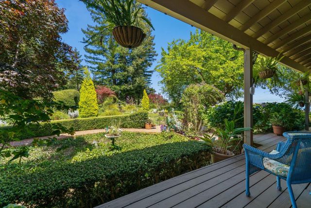 200 McAmant Drive, Santa Cruz, CA 95060