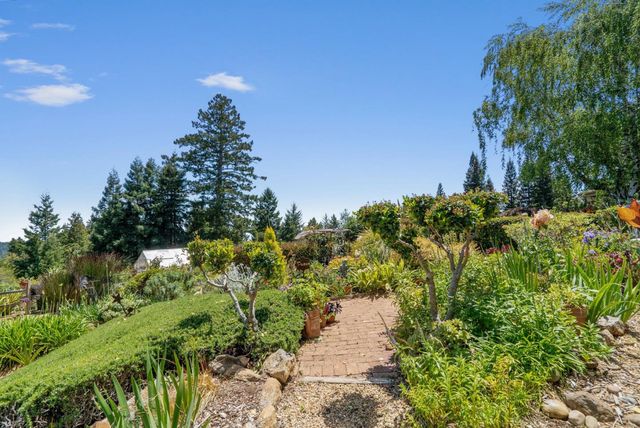 200 McAmant Drive, Santa Cruz, CA 95060