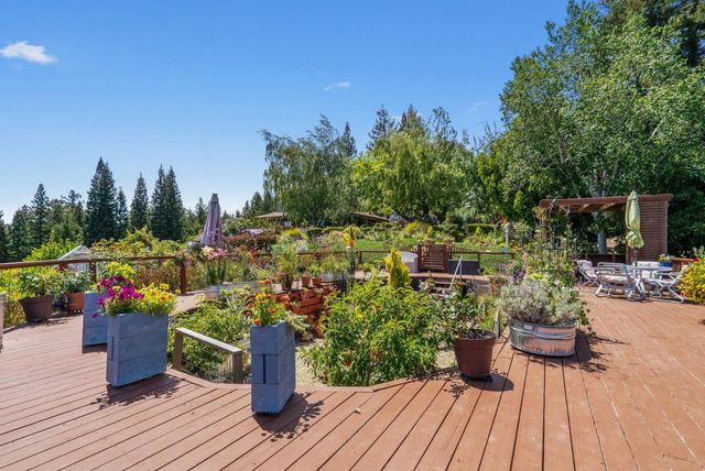 200 McAmant Drive, Santa Cruz, CA 95060