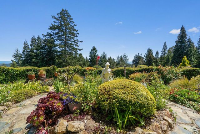 200 McAmant Drive, Santa Cruz, CA 95060