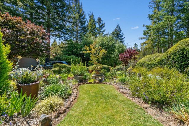 200 McAmant Drive, Santa Cruz, CA 95060