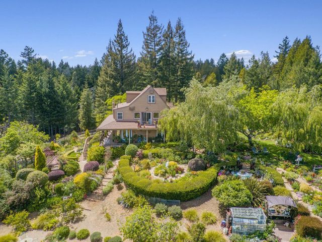 200 McAmant Drive, Santa Cruz, CA 95060