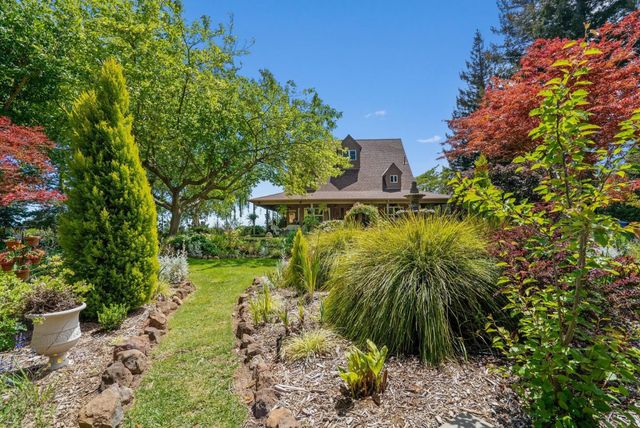 200 McAmant Drive, Santa Cruz, CA 95060