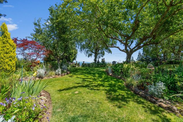 200 McAmant Drive, Santa Cruz, CA 95060