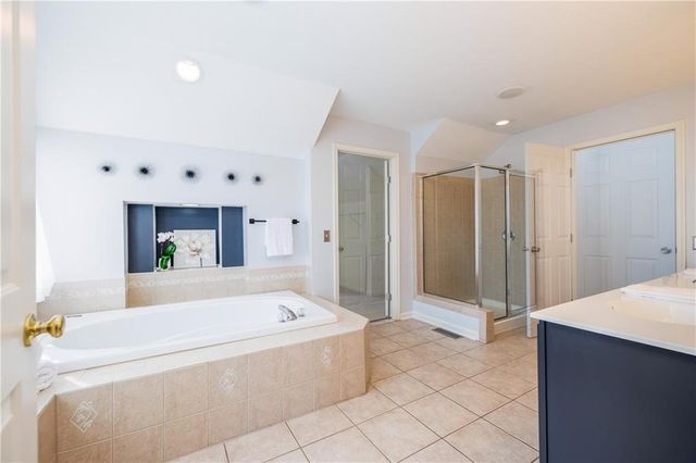 2 Hamilton Road, Perinton, NY 14450