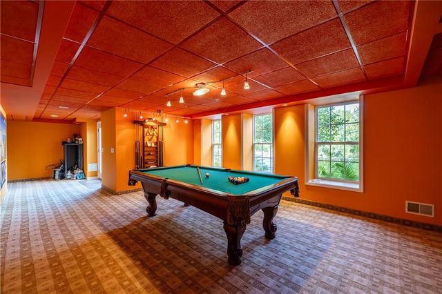 2 Hamilton Road, Perinton, NY 14450