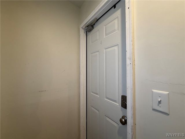 193 Vermont Street Upper, Buffalo, NY 14213