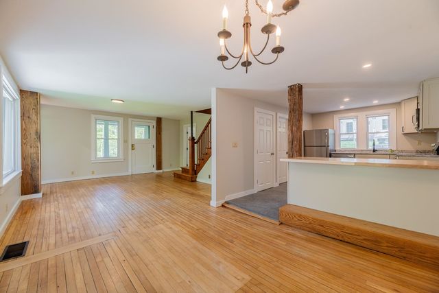 298 Mad Tom Road, Dorset, VT 05251