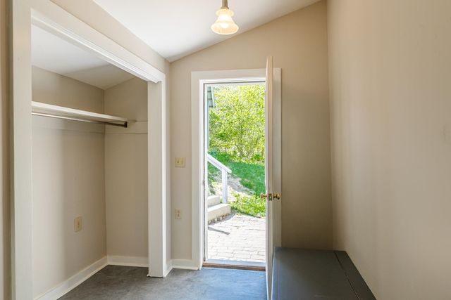 298 Mad Tom Road, Dorset, VT 05251