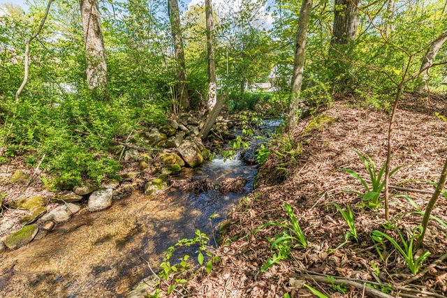 298 Mad Tom Road, Dorset, VT 05251