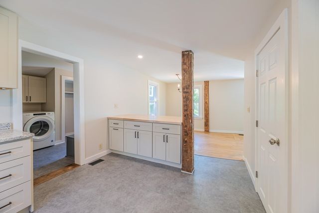 298 Mad Tom Road, Dorset, VT 05251