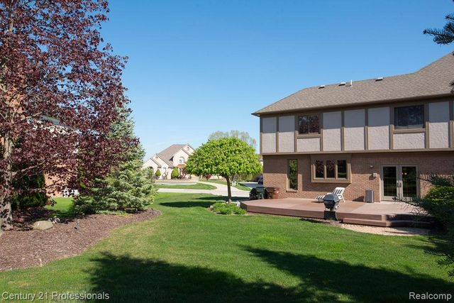 54554 E Whitby Way, Shelby Twp, MI 48316