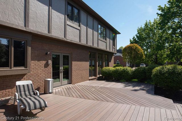 54554 E Whitby Way, Shelby Twp, MI 48316
