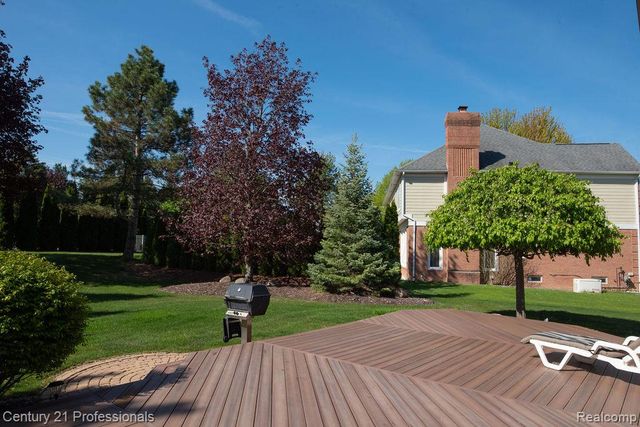 54554 E Whitby Way, Shelby Twp, MI 48316