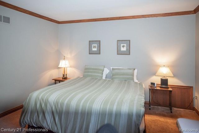 54554 E Whitby Way, Shelby Twp, MI 48316