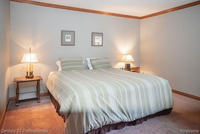 54554 E Whitby Way, Shelby Twp, MI 48316
