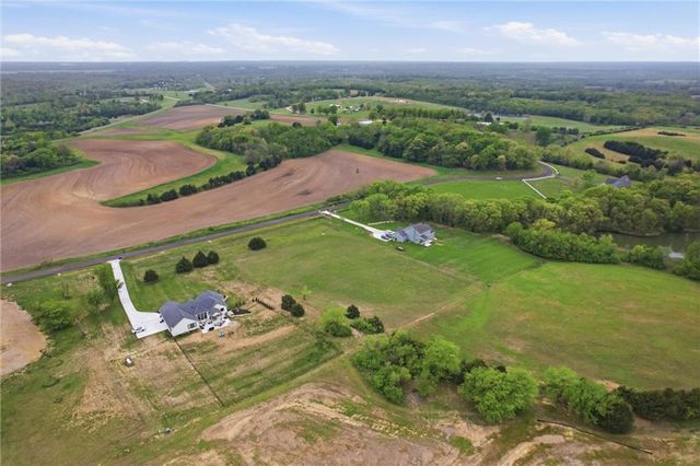 Stillwell Road, Bonner Springs, KS 66012