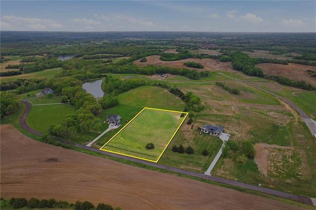 Stillwell Road, Bonner Springs, KS 66012