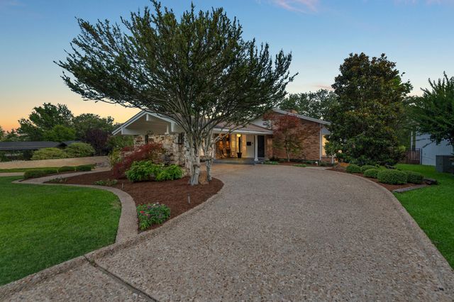 6729 Brants Lane, Fort Worth, TX 76116