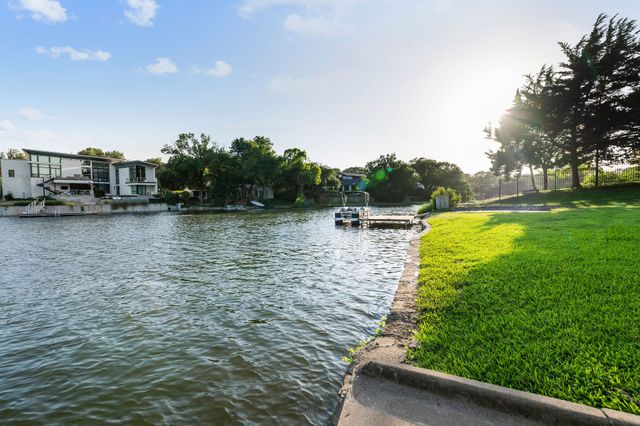 6729 Brants Lane, Fort Worth, TX 76116