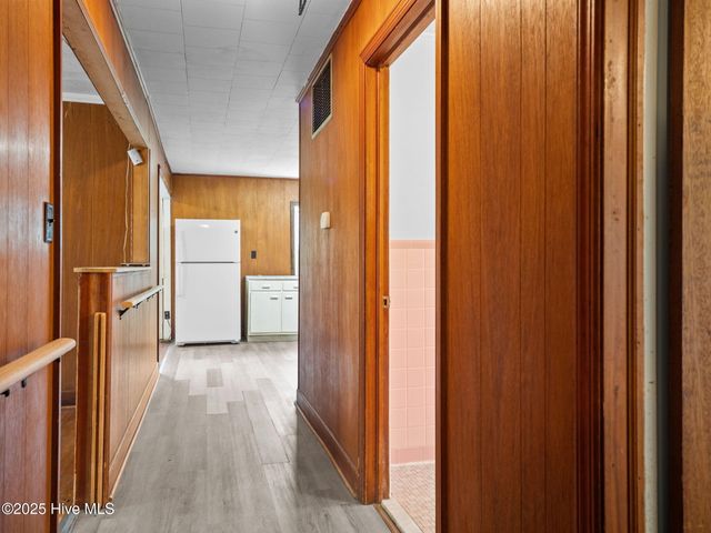 195 Queens Creek Road, Swansboro, NC 28584