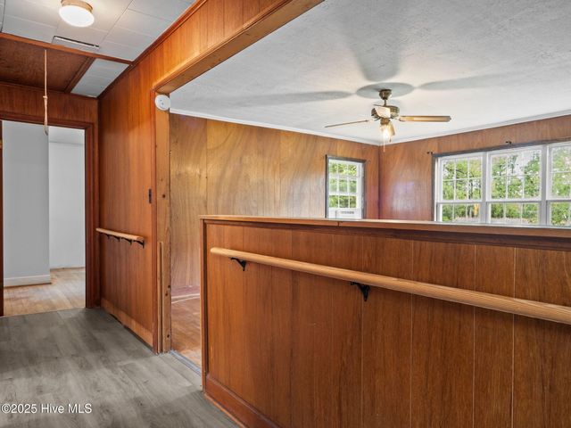 195 Queens Creek Road, Swansboro, NC 28584