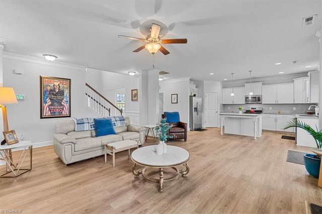 1823 Ridge Creek Drive, Kernersville, NC 27284