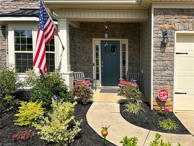 1823 Ridge Creek Drive, Kernersville, NC 27284