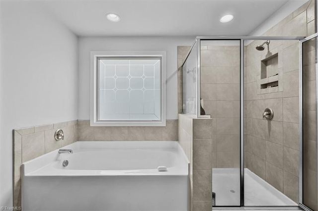 1823 Ridge Creek Drive, Kernersville, NC 27284