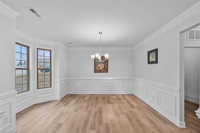 1823 Ridge Creek Drive, Kernersville, NC 27284