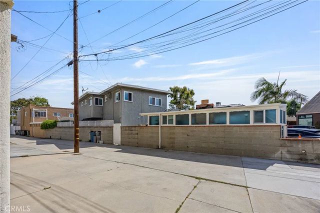 1521 Marine, Seal Beach, CA 90740