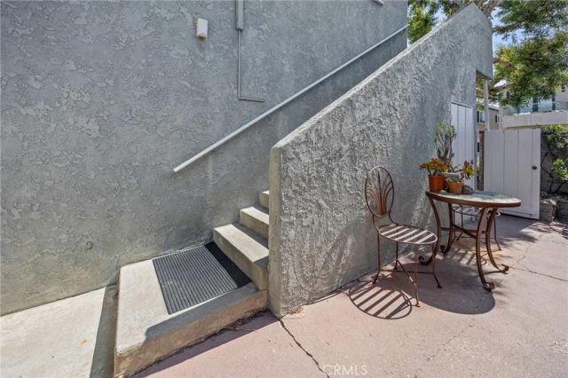 1521 Marine, Seal Beach, CA 90740