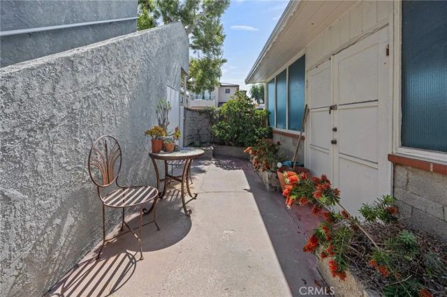 1521 Marine, Seal Beach, CA 90740
