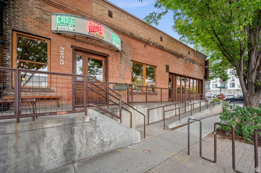 235 S 400 W, Salt Lake City, UT 84101 — photo 2